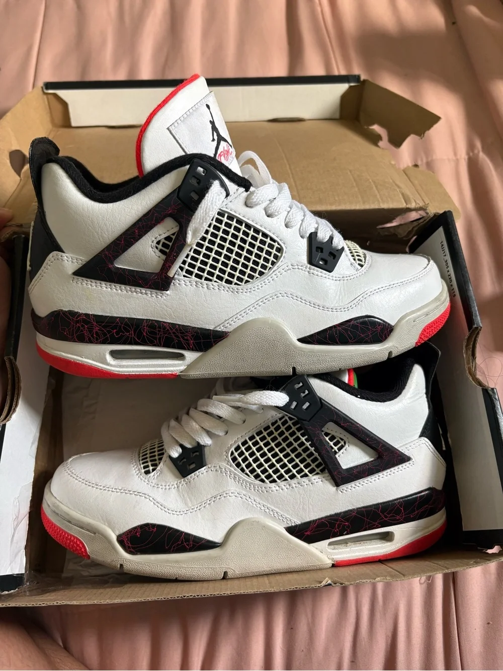 Jordan 4 Nostalgia size 7